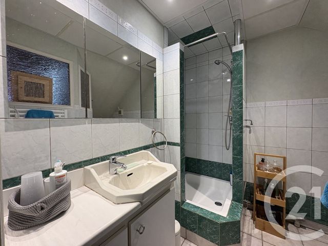 maison à louer - 4 pièces - 144.0 m2 - SALES - 74 - RHONE-ALPES - Century 21 Confiance Services