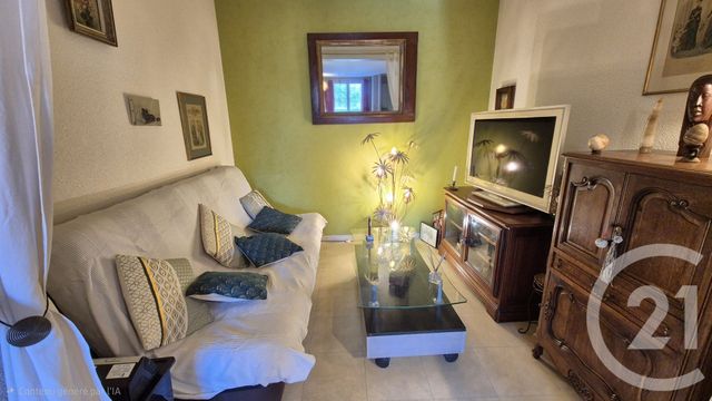 Appartement à vendre - 3 pièces - 46.54 m2 - RUMILLY - 74 - RHONE-ALPES - Century 21 Confiance Services