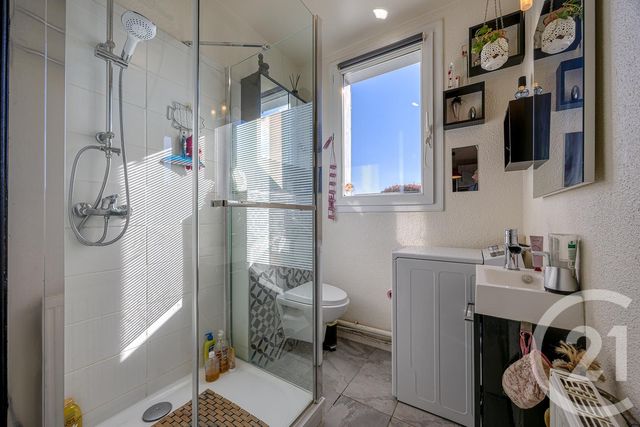 Appartement à vendre - 3 pièces - 46.54 m2 - RUMILLY - 74 - RHONE-ALPES - Century 21 Confiance Services