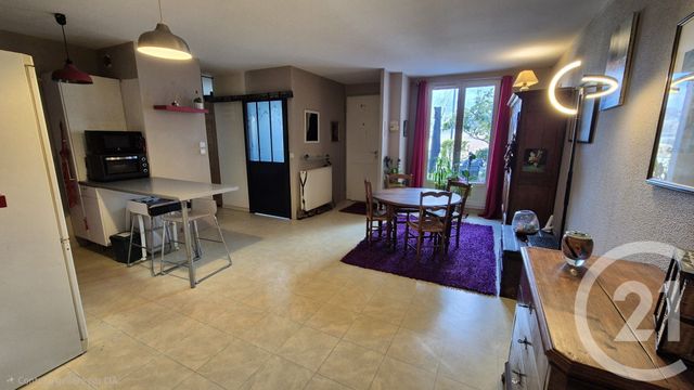 Appartement à vendre - 3 pièces - 46.54 m2 - RUMILLY - 74 - RHONE-ALPES - Century 21 Confiance Services