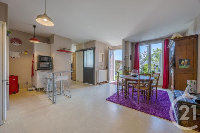 Appartement à vendre - 3 pièces - 46.54 m2 - RUMILLY - 74 - RHONE-ALPES - Century 21 Confiance Services