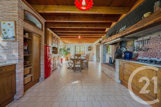 maison à vendre - 9 pièces - 340.69 m2 - MASSINGY - 74 - RHONE-ALPES - Century 21 Confiance Services