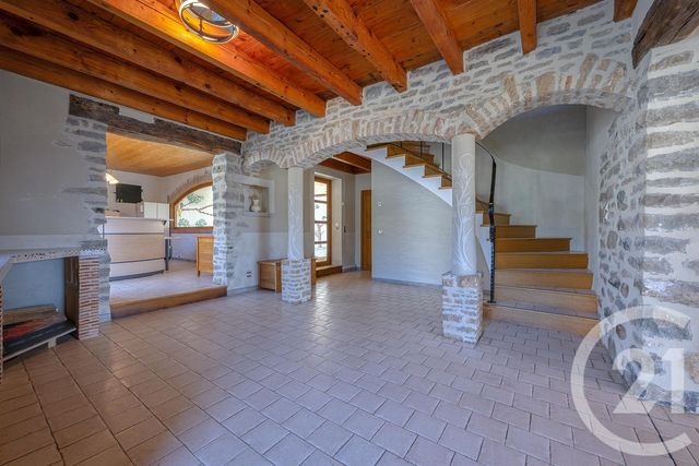 maison à vendre - 9 pièces - 340.69 m2 - MASSINGY - 74 - RHONE-ALPES - Century 21 Confiance Services