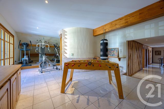maison à vendre - 9 pièces - 340.69 m2 - MASSINGY - 74 - RHONE-ALPES - Century 21 Confiance Services