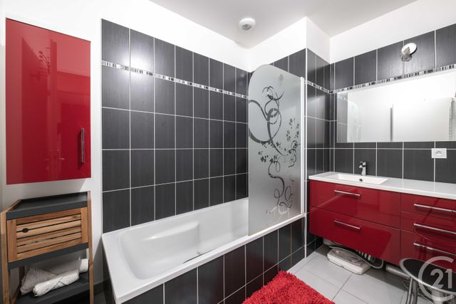 maison à louer - 4 pièces - 80.28 m2 - RUMILLY - 74 - RHONE-ALPES - Century 21 Confiance Services