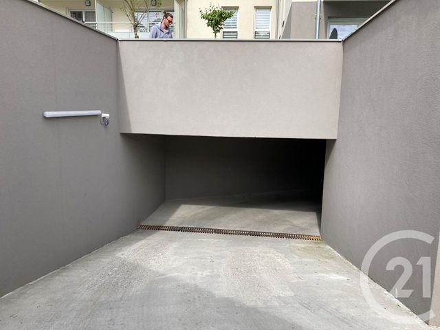 parking à louer - 20.63 m2 - RUMILLY - 74 - RHONE-ALPES - Century 21 Confiance Services