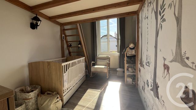 Appartement F4 à louer - 5 pièces - 120.86 m2 - RUMILLY - 74 - RHONE-ALPES - Century 21 Confiance Services