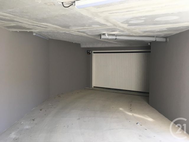parking à louer - 15.0 m2 - RUMILLY - 74 - RHONE-ALPES - Century 21 Confiance Services