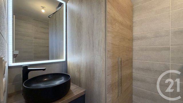 Appartement T4 à vendre - 4 pièces - 82.85 m2 - RUMILLY - 74 - RHONE-ALPES - Century 21 Confiance Services