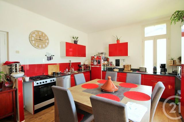Appartement F5 à vendre - 5 pièces - 118.68 m2 - RUMILLY - 74 - RHONE-ALPES - Century 21 Confiance Services