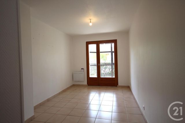 Appartement T2 à louer - 2 pièces - 31.33 m2 - RUMILLY - 74 - RHONE-ALPES - Century 21 Confiance Services