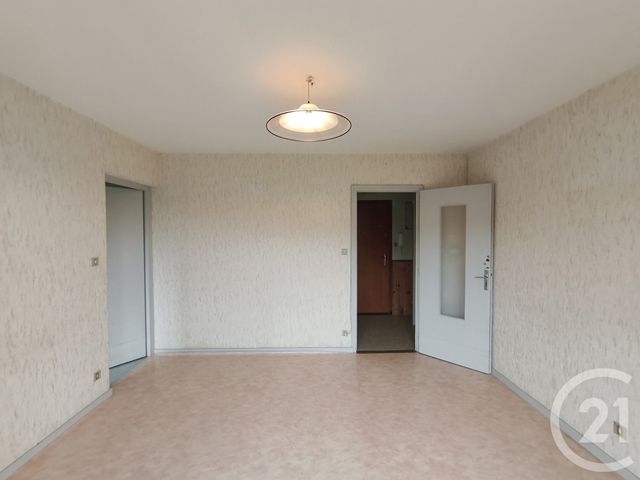 Appartement T2 à vendre - 2 pièces - 46.5 m2 - RUMILLY - 74 - RHONE-ALPES - Century 21 Confiance Services