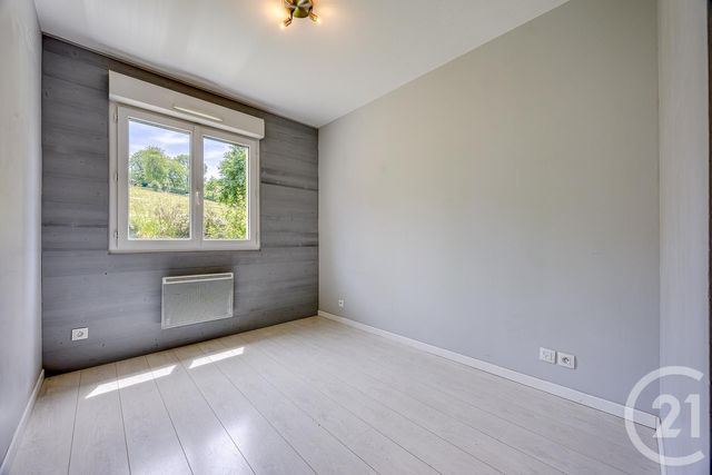 Appartement F4 à vendre - 4 pièces - 80.0 m2 - ALBY SUR CHERAN - 74 - RHONE-ALPES - Century 21 Confiance Services