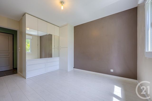 Appartement F4 à vendre - 4 pièces - 80.0 m2 - ALBY SUR CHERAN - 74 - RHONE-ALPES - Century 21 Confiance Services