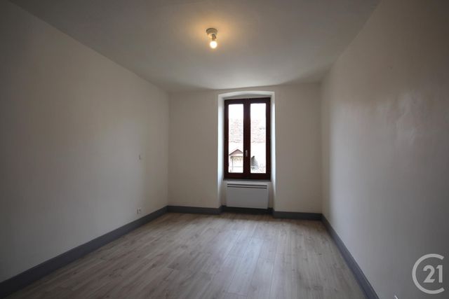 Appartement T3 à louer - 3 pièces - 72.0 m2 - RUMILLY - 74 - RHONE-ALPES - Century 21 Confiance Services
