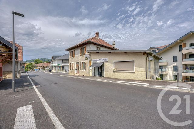 Appartement T4 à vendre - 5 pièces - 94.5 m2 - CUSY - 74 - RHONE-ALPES - Century 21 Confiance Services