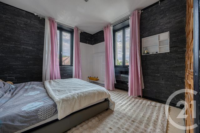 Appartement T4 à vendre - 5 pièces - 94.5 m2 - CUSY - 74 - RHONE-ALPES - Century 21 Confiance Services