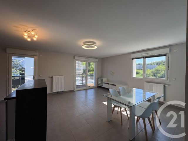 Appartement T3 à louer - 3 pièces - 66.0 m2 - ALBY SUR CHERAN - 74 - RHONE-ALPES - Century 21 Confiance Services