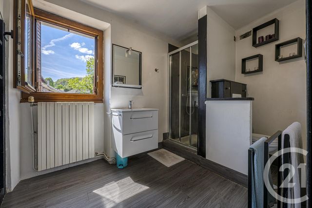 Appartement F5 à vendre - 5 pièces - 92.14 m2 - RUMILLY - 74 - RHONE-ALPES - Century 21 Confiance Services