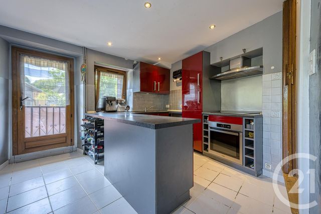 Appartement F5 à vendre - 5 pièces - 92.14 m2 - RUMILLY - 74 - RHONE-ALPES - Century 21 Confiance Services