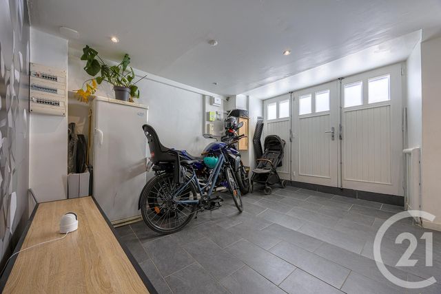 Appartement F5 à vendre - 5 pièces - 92.14 m2 - RUMILLY - 74 - RHONE-ALPES - Century 21 Confiance Services