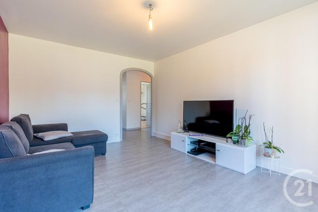 Appartement F3 à vendre - 3 pièces - 65.93 m2 - RUMILLY - 74 - RHONE-ALPES - Century 21 Confiance Services