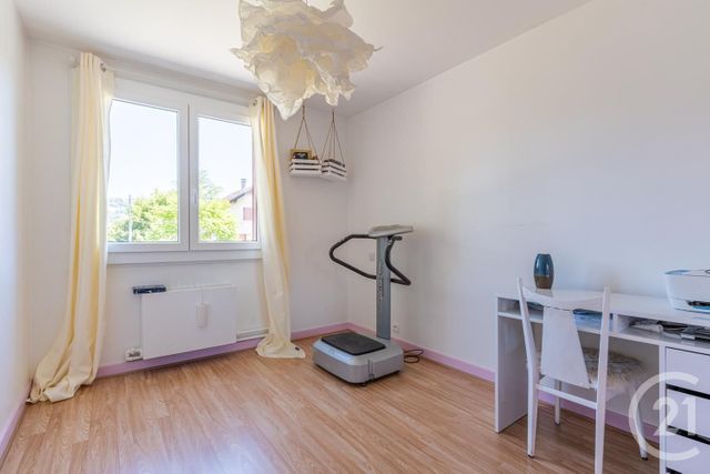 Appartement F3 à vendre - 3 pièces - 65.93 m2 - RUMILLY - 74 - RHONE-ALPES - Century 21 Confiance Services