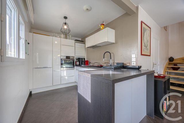 maison à vendre - 4 pièces - 89.4 m2 - VALLIERES SUR FIER - 74 - RHONE-ALPES - Century 21 Confiance Services