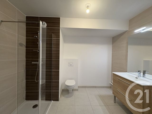 Appartement T2 à louer - 2 pièces - 38.09 m2 - RUMILLY - 74 - RHONE-ALPES - Century 21 Confiance Services