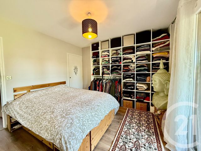 Appartement F4 à vendre - 4 pièces - 82.96 m2 - RUMILLY - 74 - RHONE-ALPES - Century 21 Confiance Services