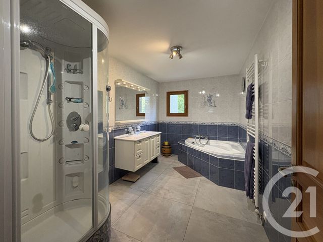 Appartement Duplex à louer - 3 pièces - 102.89 m2 - ST FELIX - 74 - RHONE-ALPES - Century 21 Confiance Services