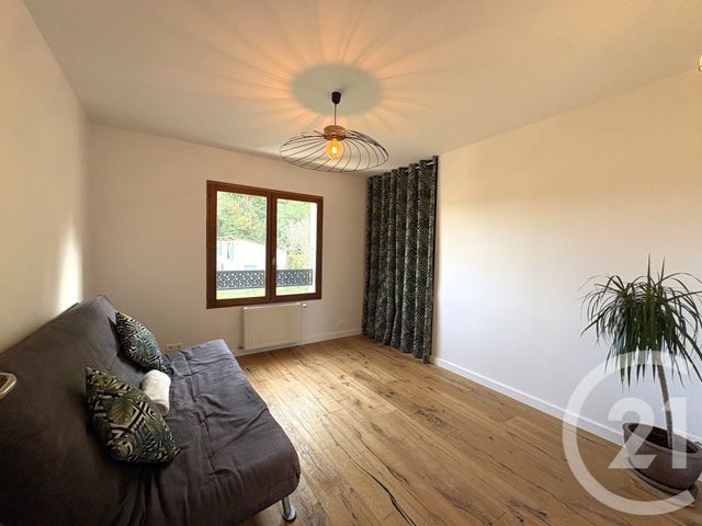 Appartement Duplex à louer - 3 pièces - 102.89 m2 - ST FELIX - 74 - RHONE-ALPES - Century 21 Confiance Services