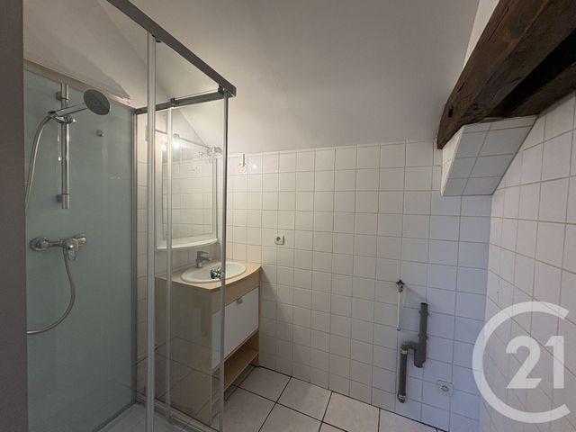 Appartement Duplex à louer - 2 pièces - 42.09 m2 - RUMILLY - 74 - RHONE-ALPES - Century 21 Confiance Services