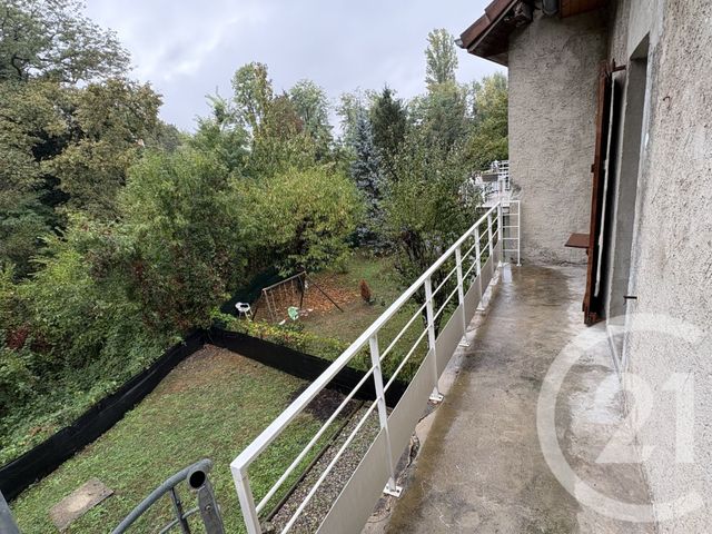 Appartement Duplex à louer - 2 pièces - 42.09 m2 - RUMILLY - 74 - RHONE-ALPES - Century 21 Confiance Services
