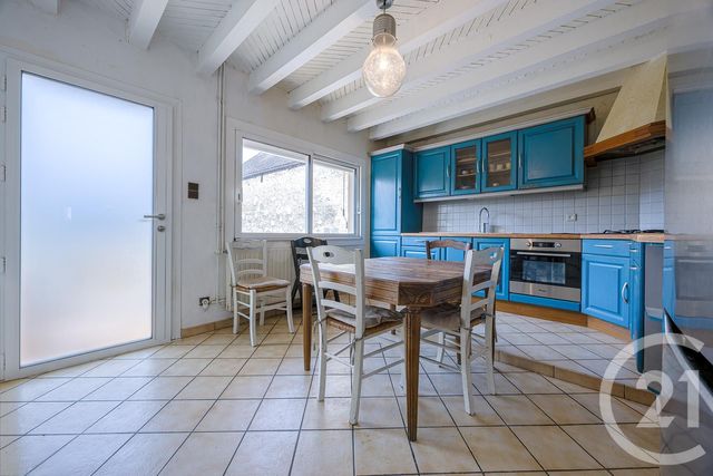 Appartement F3 à vendre - 3 pièces - 83.23 m2 - RUMILLY - 74 - RHONE-ALPES - Century 21 Confiance Services