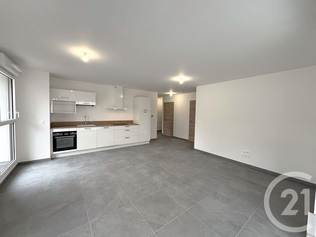 Appartement T3 à louer - 3 pièces - 70.05 m2 - RUMILLY - 74 - RHONE-ALPES - Century 21 Confiance Services