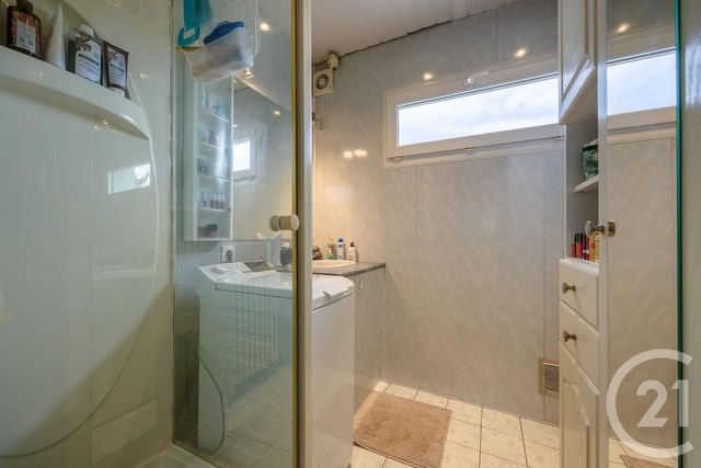 Appartement F3 à vendre - 3 pièces - 68.0 m2 - RUMILLY - 74 - RHONE-ALPES - Century 21 Confiance Services