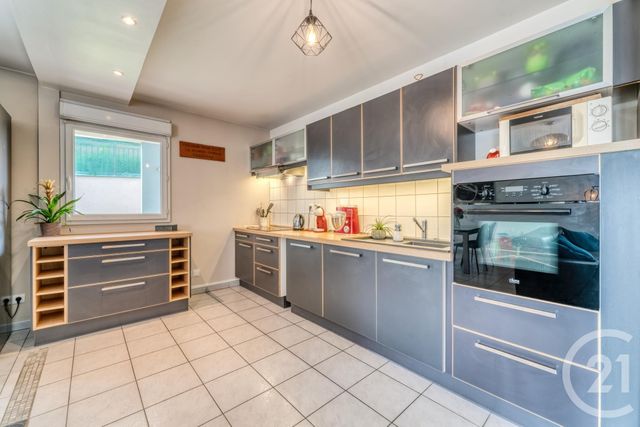 Afficher la photo en grand Appartement F4 à vendre - 4 pièces - 86.95 m2 - RUMILLY - 74 - RHONE-ALPES - Century 21 Confiance Services