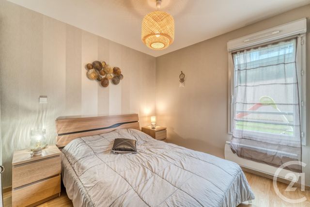 Afficher la photo en grand Appartement F4 à vendre - 4 pièces - 86.95 m2 - RUMILLY - 74 - RHONE-ALPES - Century 21 Confiance Services