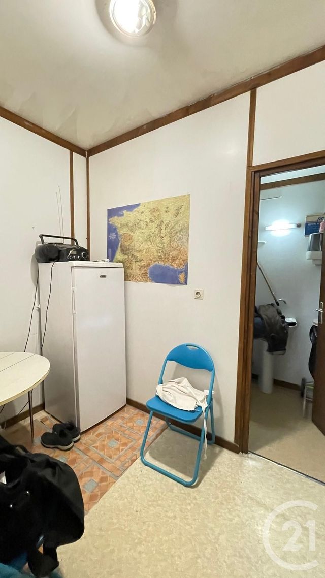 Afficher la photo en grand commerce à vendre - 35.0 m2 - RUMILLY - 74 - RHONE-ALPES - Century 21 Confiance Services