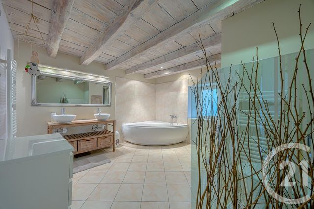 maison à vendre - 6 pièces - 186.08 m2 - MOYE - 74 - RHONE-ALPES - Century 21 Confiance Services